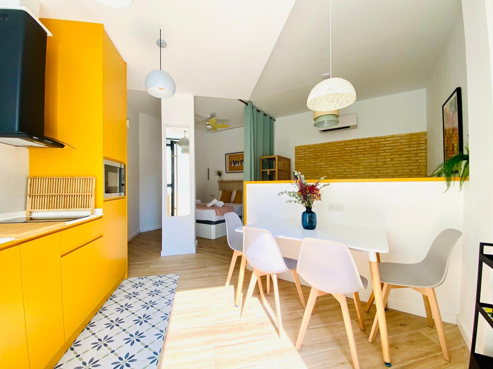 Bajo B - Design & Comfort In Ruzafa Soho Valencia Eksteriør billede